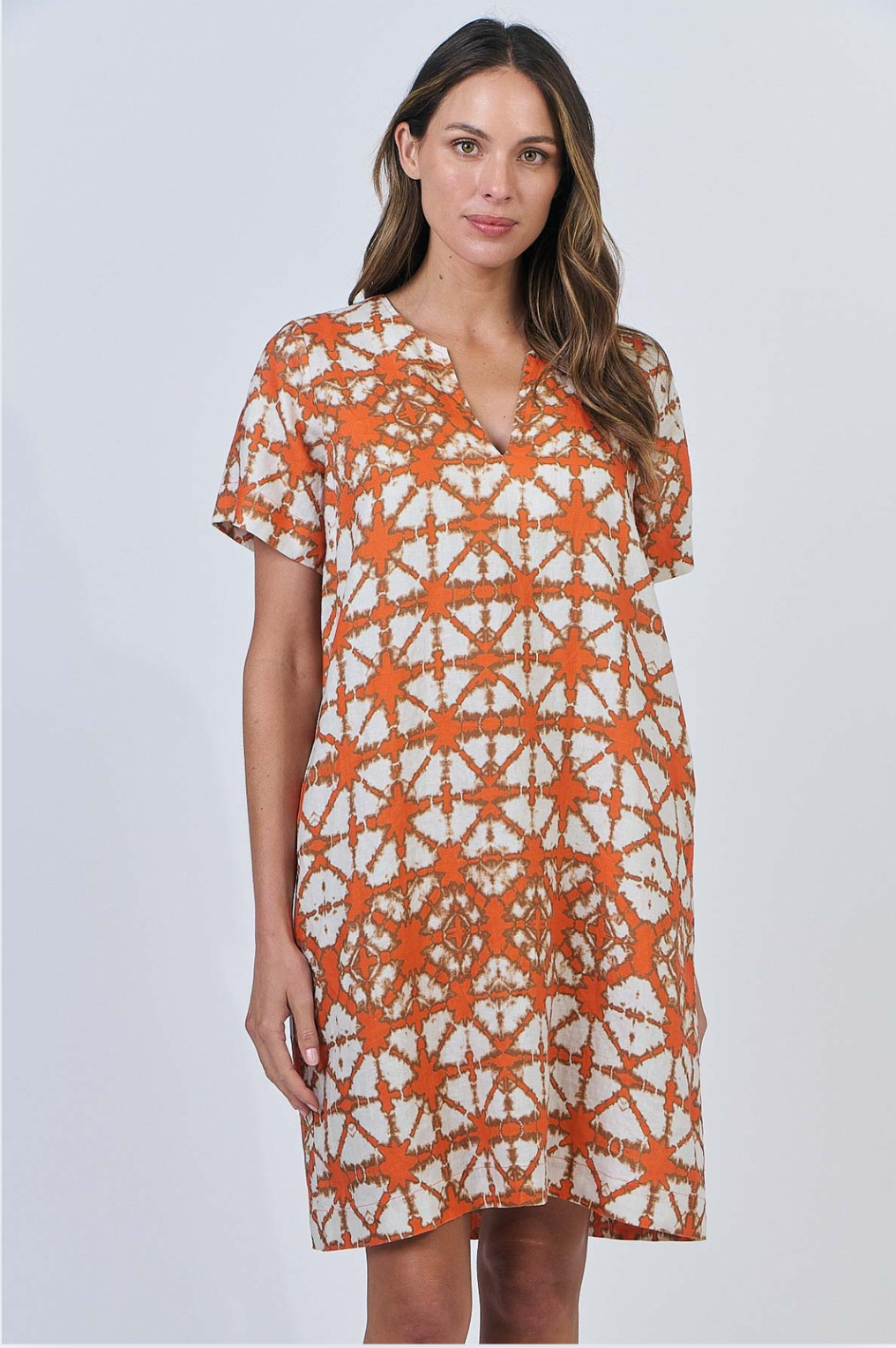 Naturals by O & J Linen Short Sleeve Dress in Urchin Print