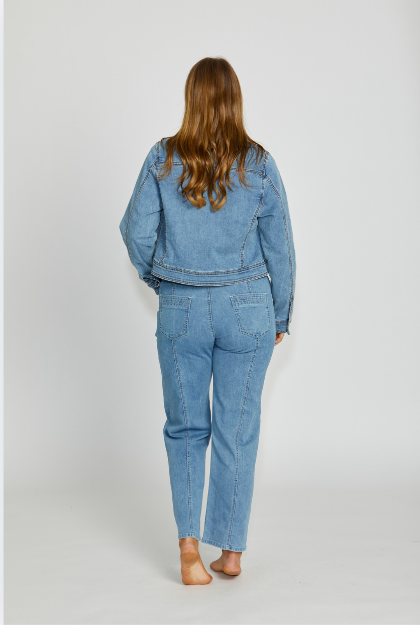 New London Jeans Newry Lightweight Denim Jacket in Light Wash