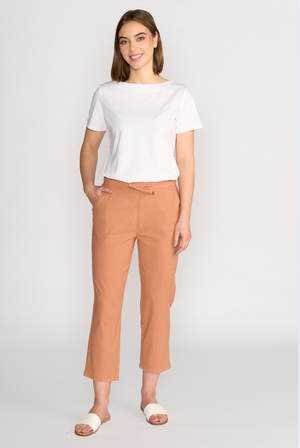 Vassalli Ankle Grazer Slim Leg Elastic Waist Pant in Spice