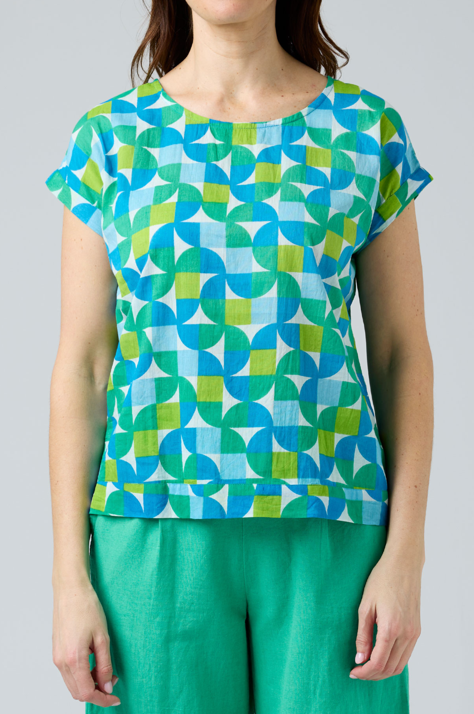 CAKE Vicky Round Neck Cotton Top in Square Circle
