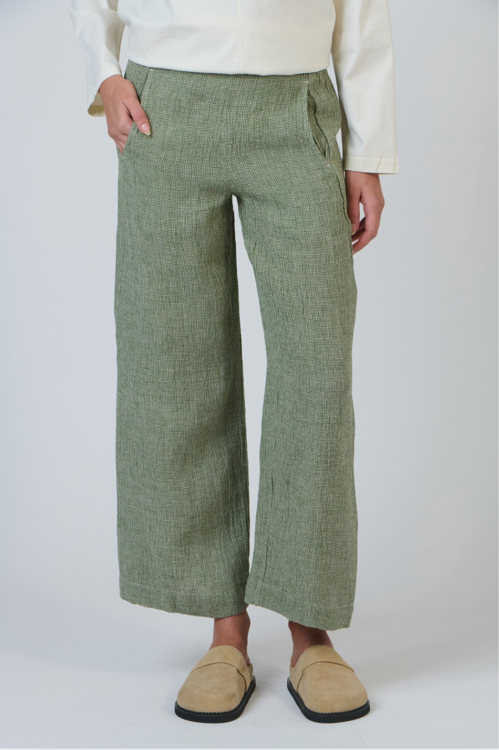 Naturals by O & J Linen Pant in Oregano Fleck