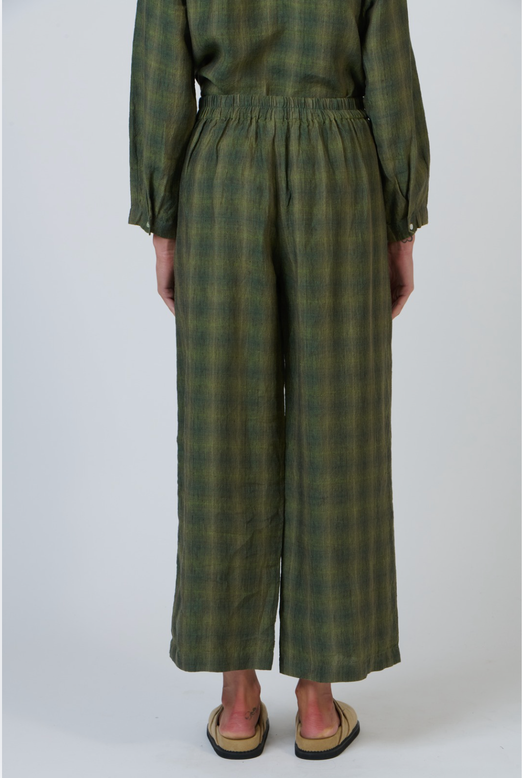 Naturals by O & J Linen Front Patch pocket Pant in Highlands Check