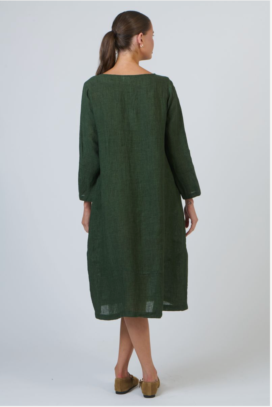 Naturals by O & J Round Neckline Cocoon Shape Dress in Myrtle