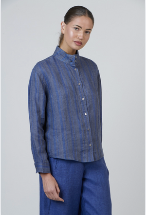 Naturals by O & J Linen High Stand Collar Shirt in Placid Pipe