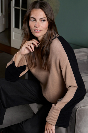 Surkana Two-tone sweater with elastic perkins collar in Beige