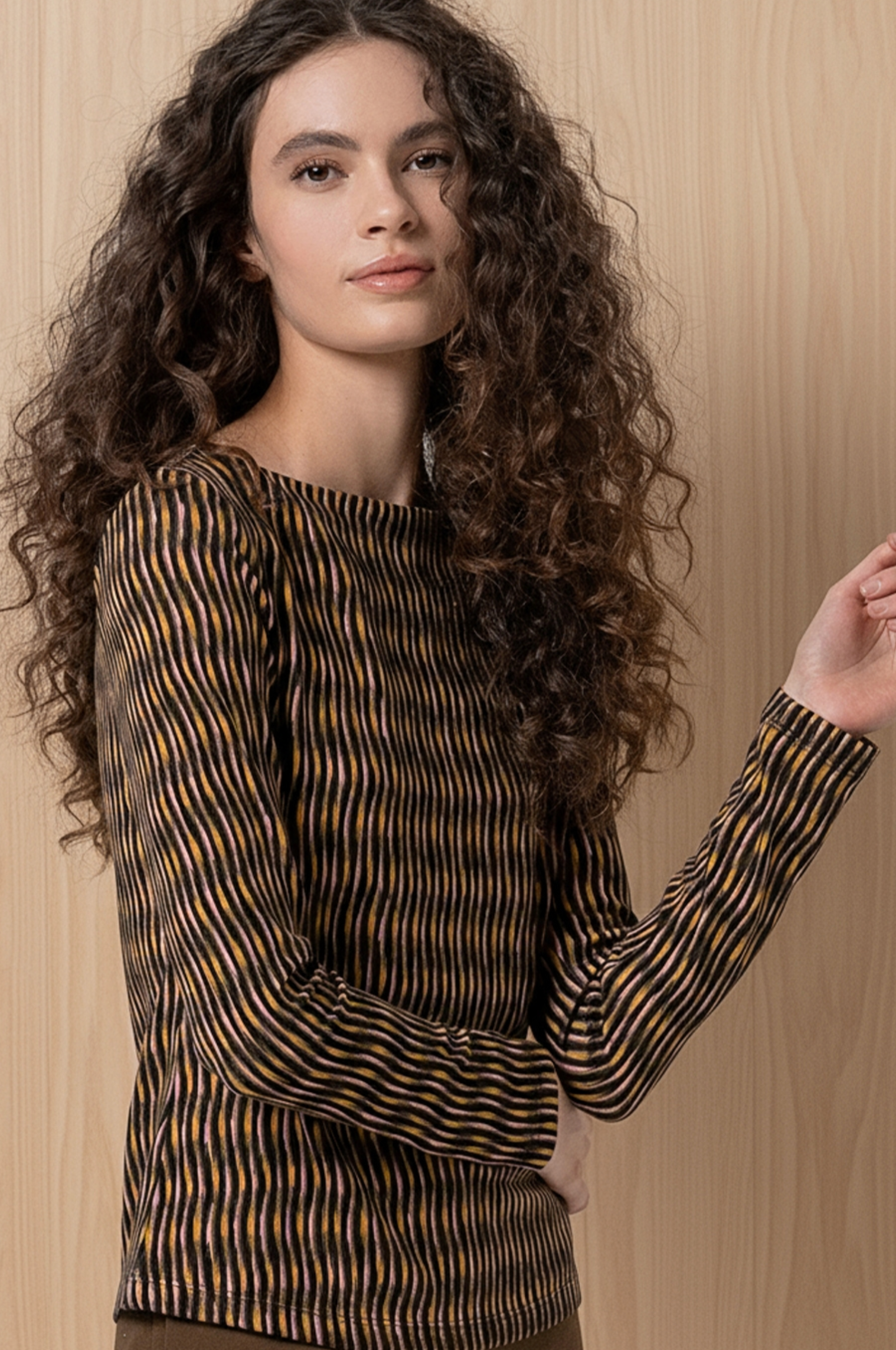 Surkana Stretch Top with Wave print