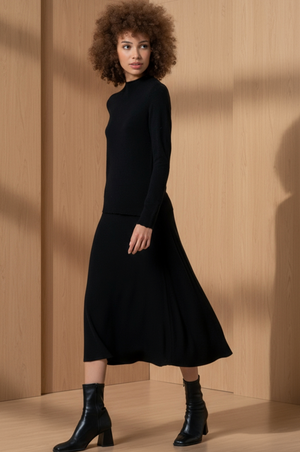 Surkana Knitted Sweater perkins collar in Black