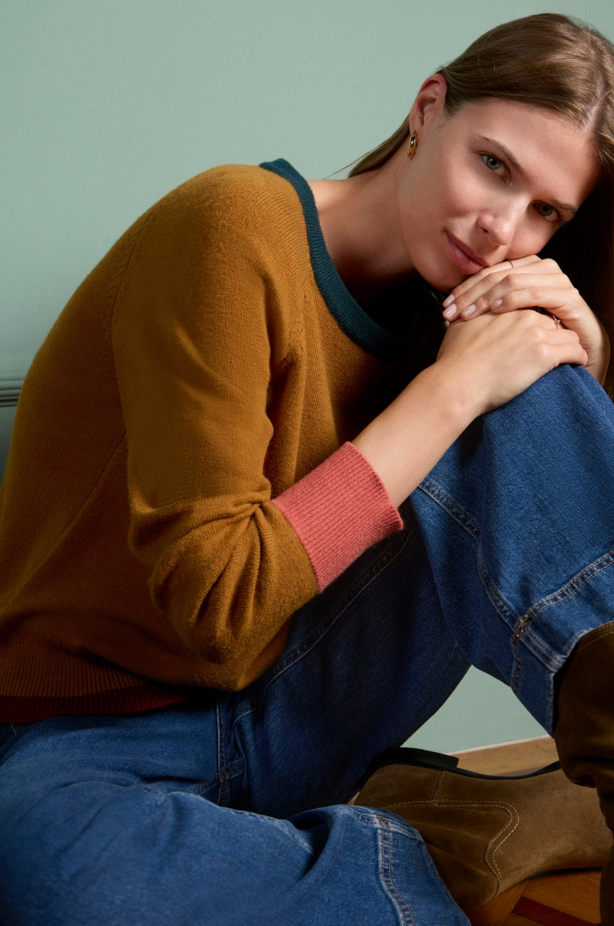 Surkana Round Neck sweater with contrast colours detailng in camel.