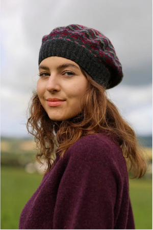 Eribe Knitwear Alloa Beret in Velvet