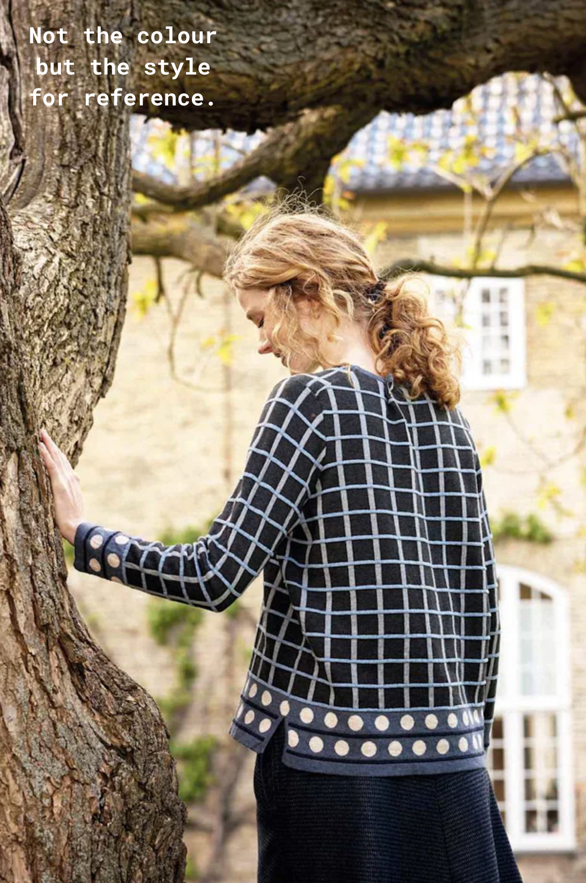 Mansted Oda Eco Box & Balls Sweater in Midnight