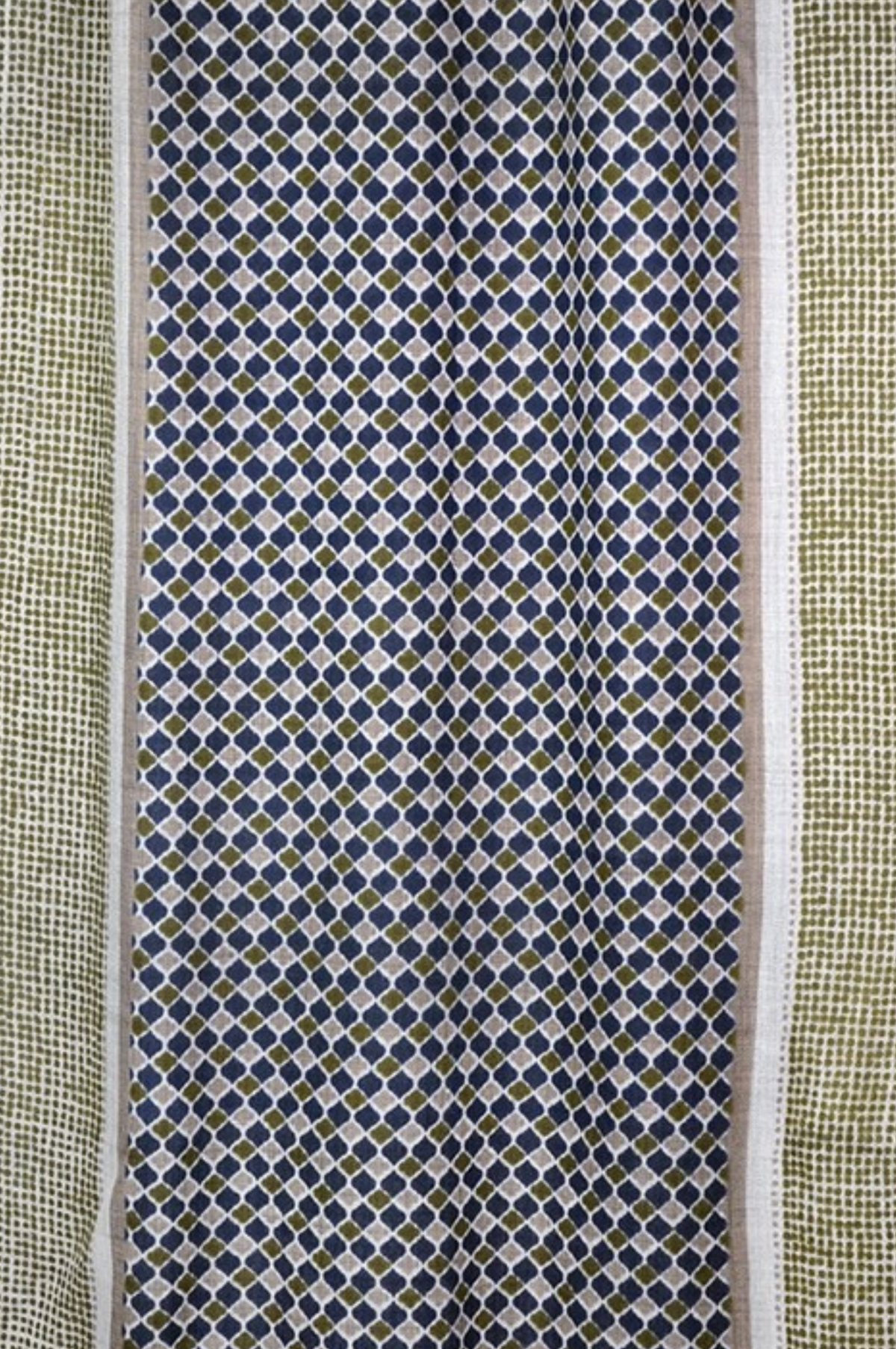 Tradition Textiles Wool Diamond Spots Scarf