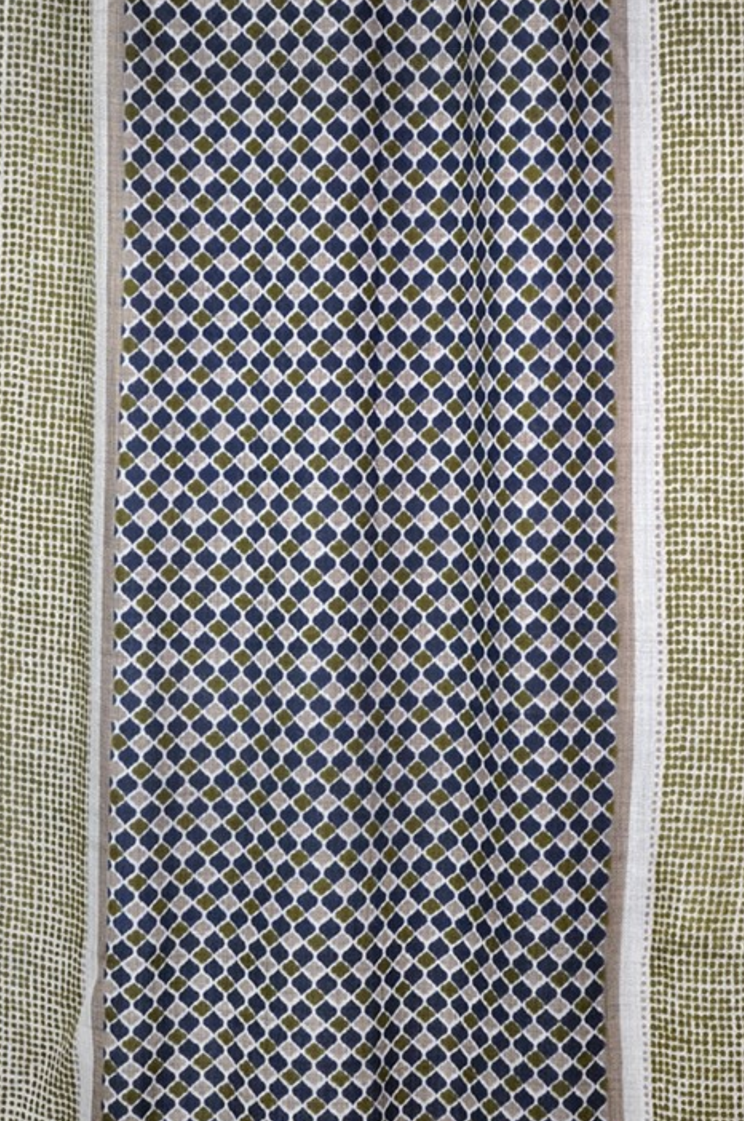 Tradition Textiles Wool Diamond Spots Scarf