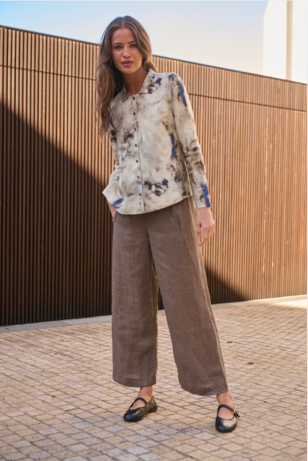 Naturals by O & J Linen Pant in Cigar