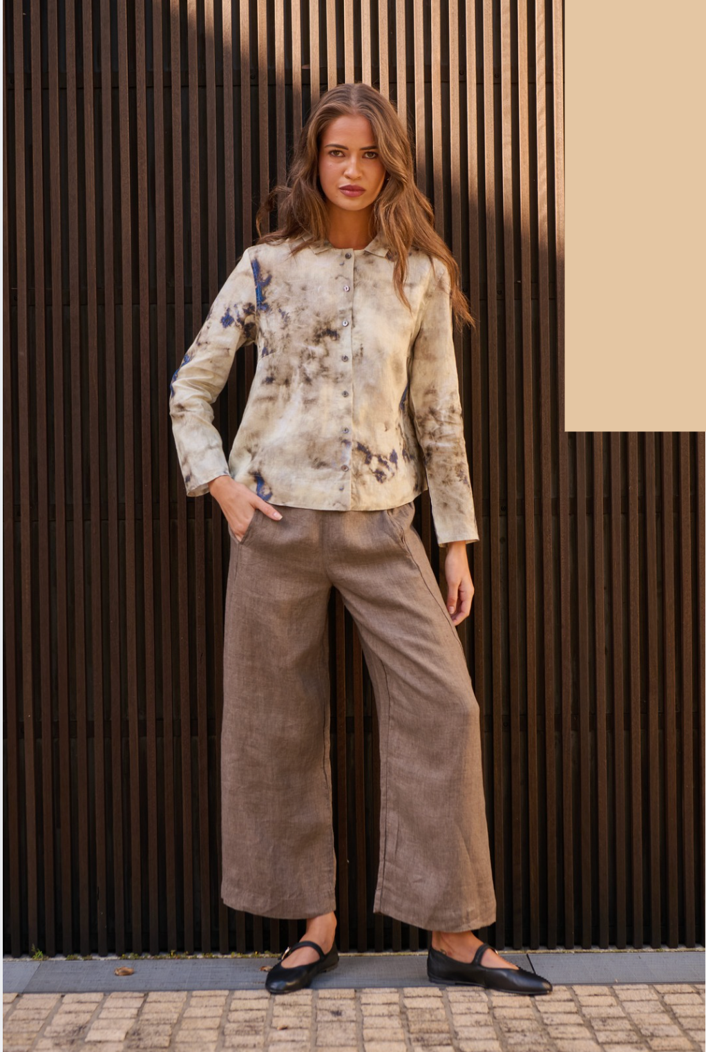 Naturals by O & J Linen Pant in Cigar