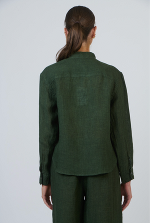 Naturals by O & J Linen V Neckline Shirt in Myrtle