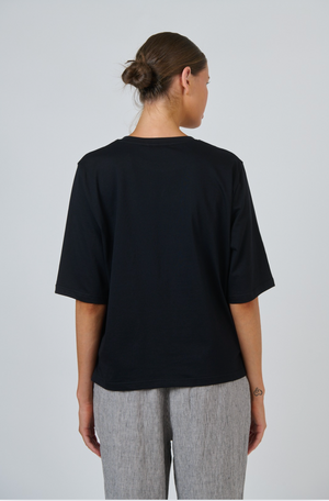 Naturals by O & J Cotton Tee Top in Black