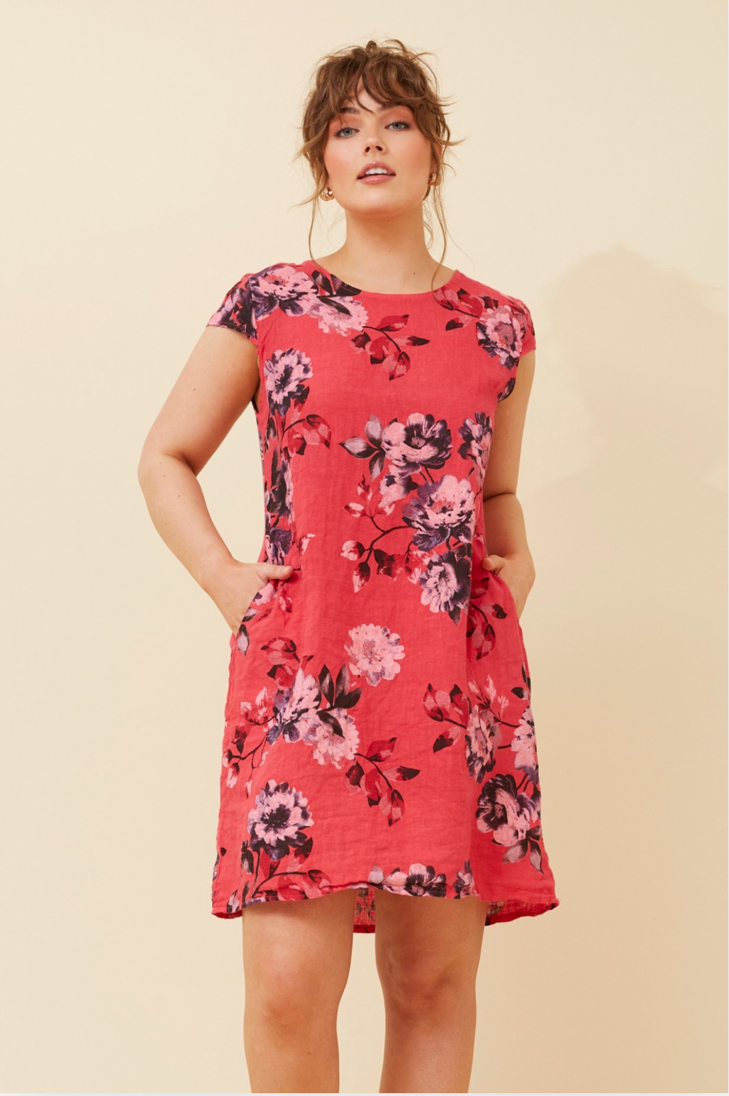 Bottega Moda Short Sleeve Dress in Fragola-Red
