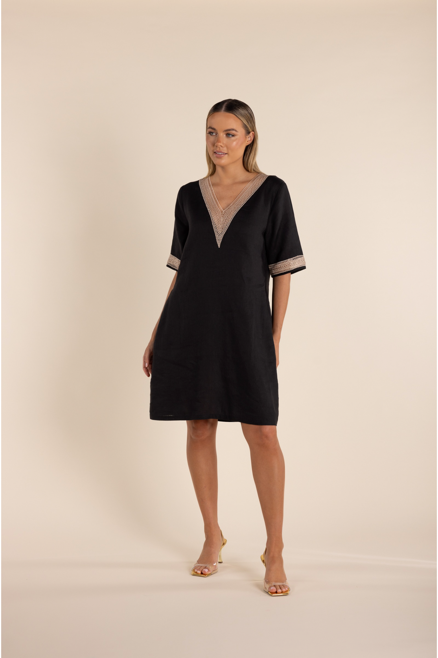 Two-T's Linen Lace Dress in Black