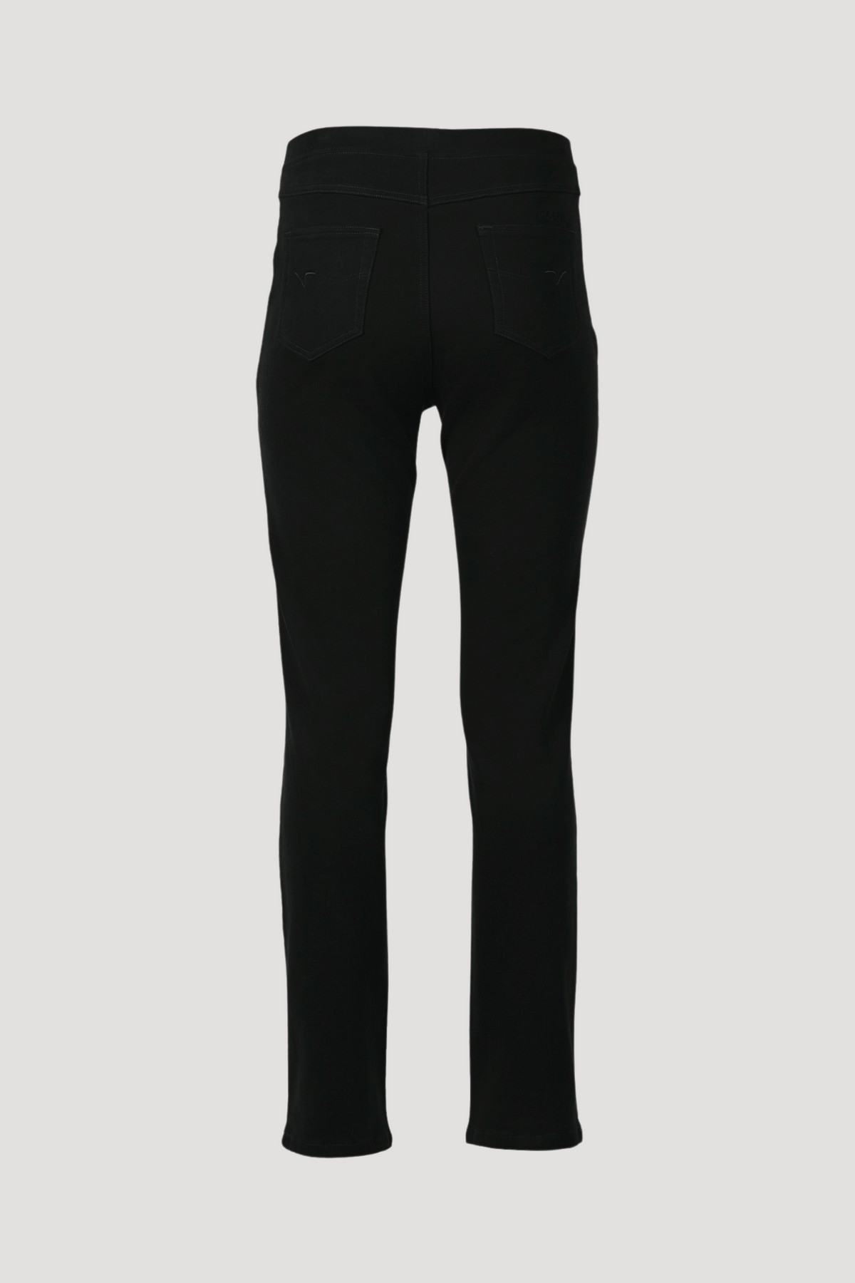 Vassalli Bay Slim Leg Full Length Knit Pull On in Black
