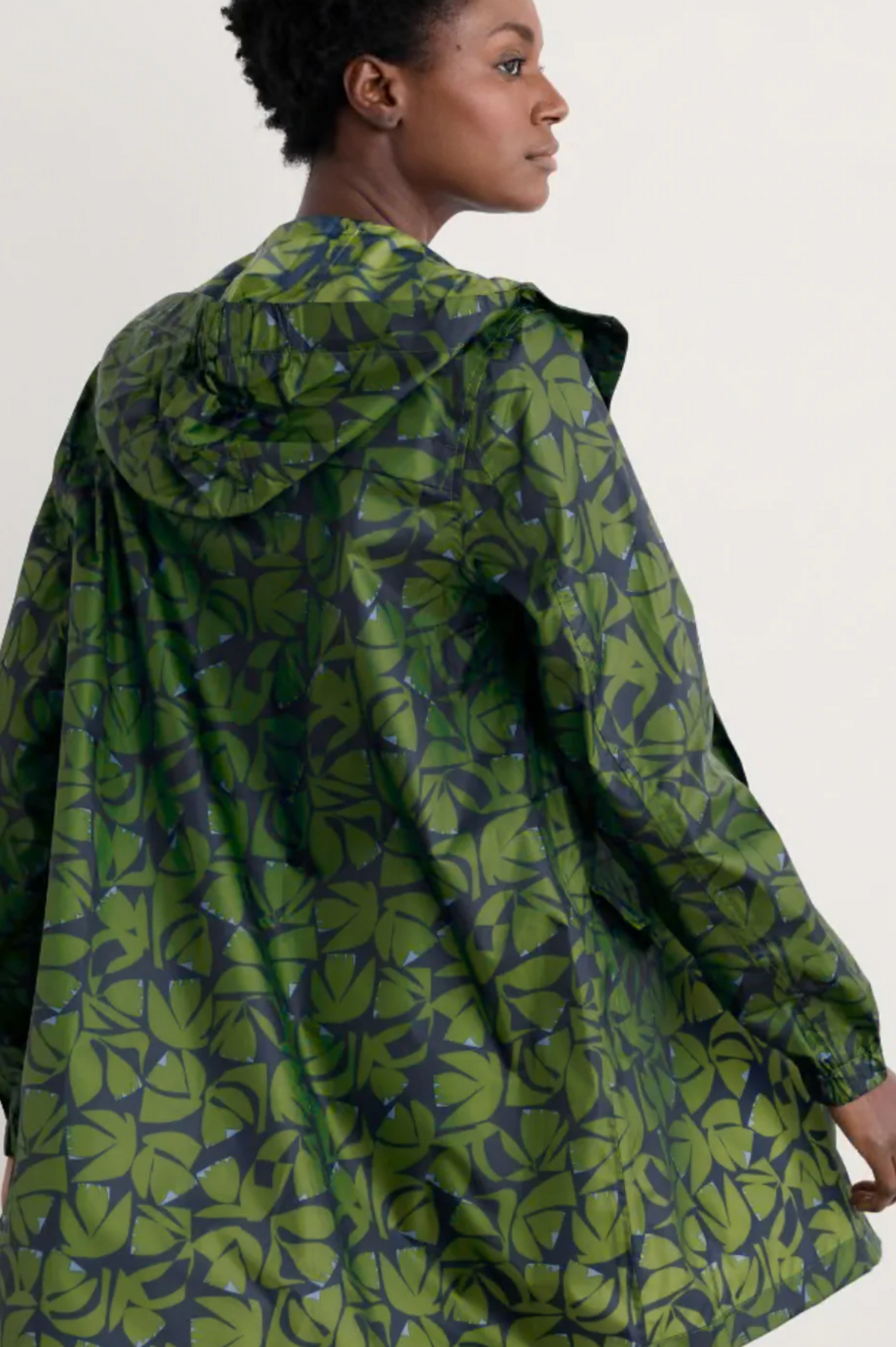 Seasalt Cornwall The Pack It Jacket in Floral Cutout Forest Green