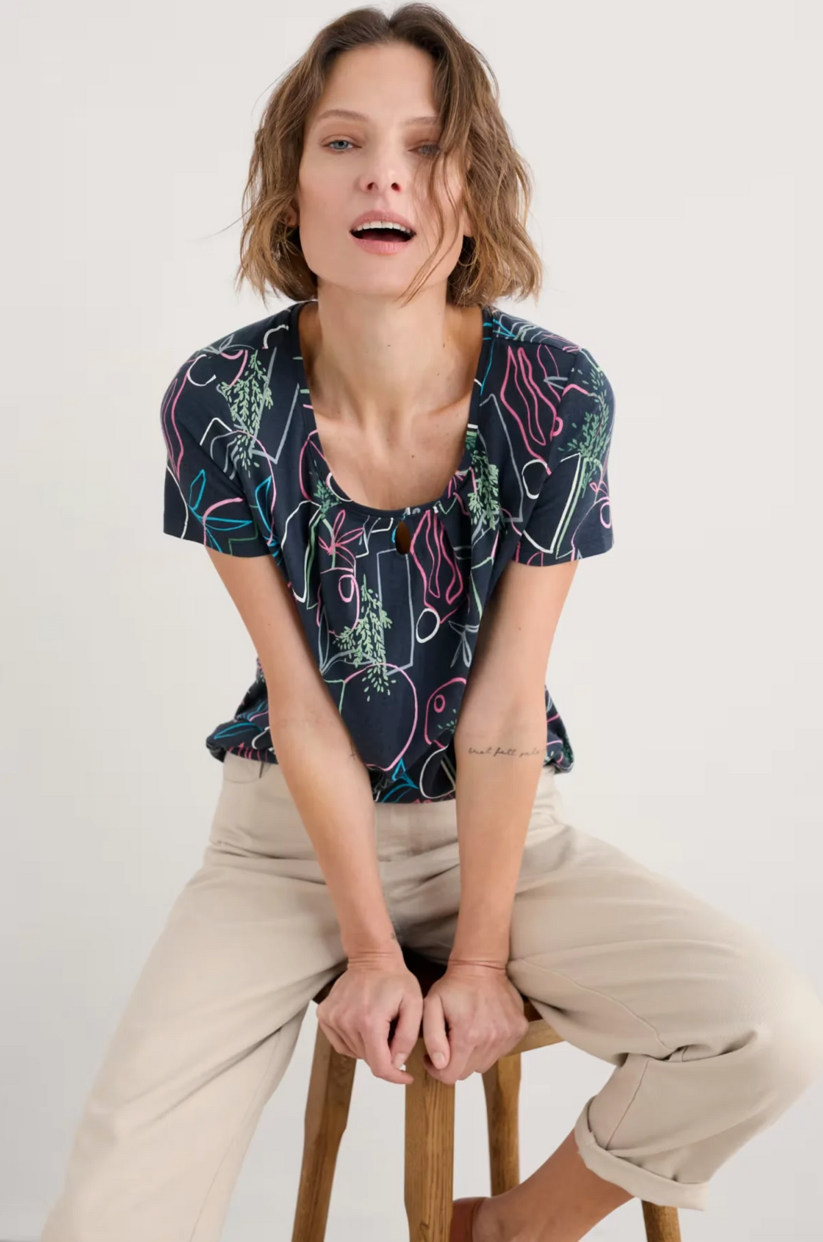 Seasalt Cornwall Appletree T-Shirt in Garden Lines Maritime