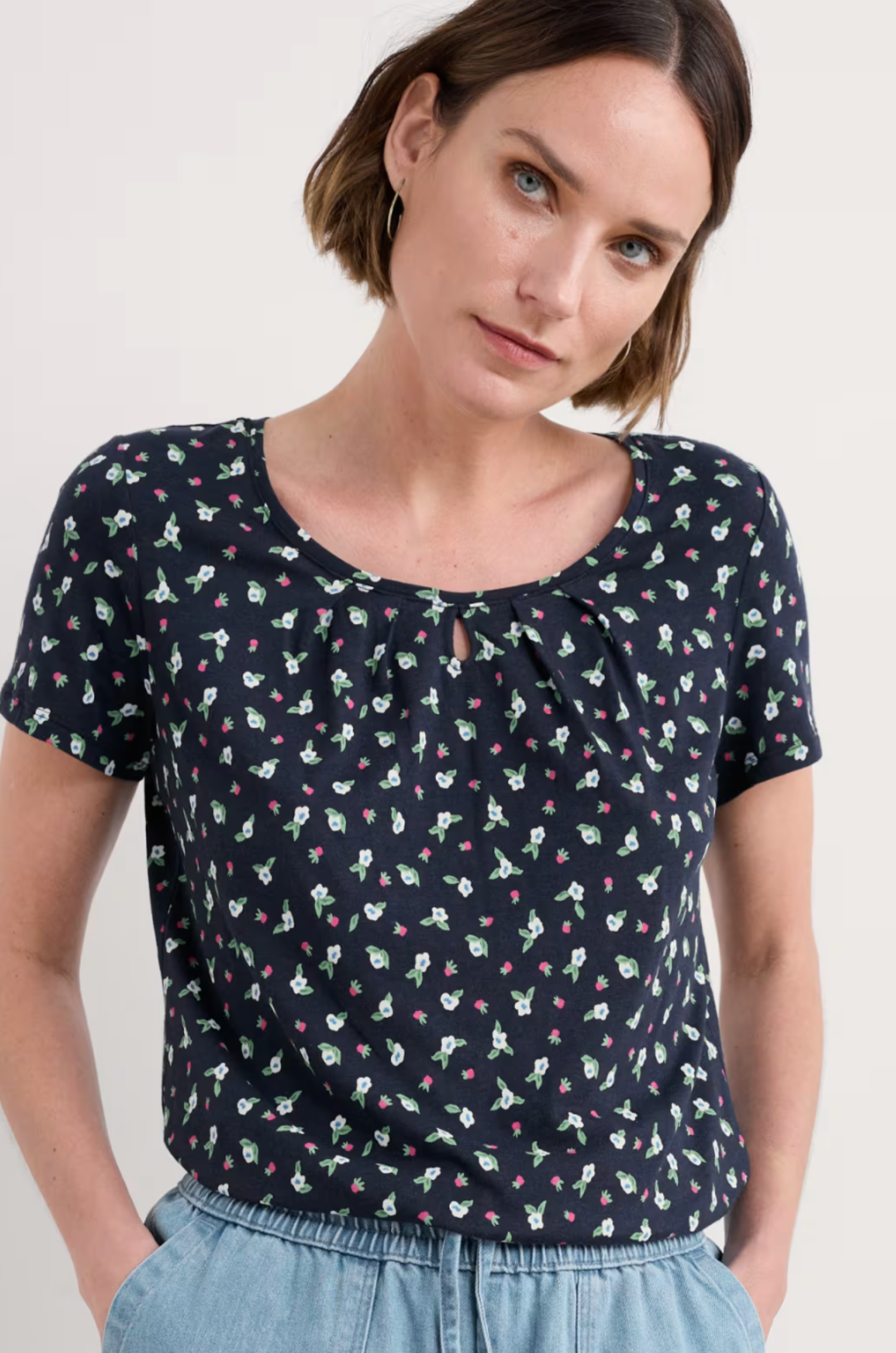 Seasalt Cornwall Appletree T-Shirt in Bud Flower Maritime