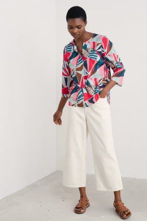 Seasalt Cornwall Watercolour Sketch Top in Spinnaker Sails Chalk