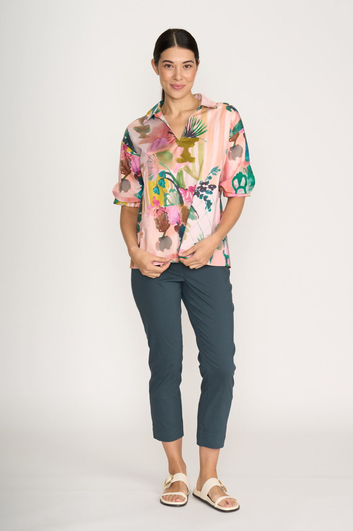 Foil Fuss Free Taper Trapeze Capri Pant in Basalt