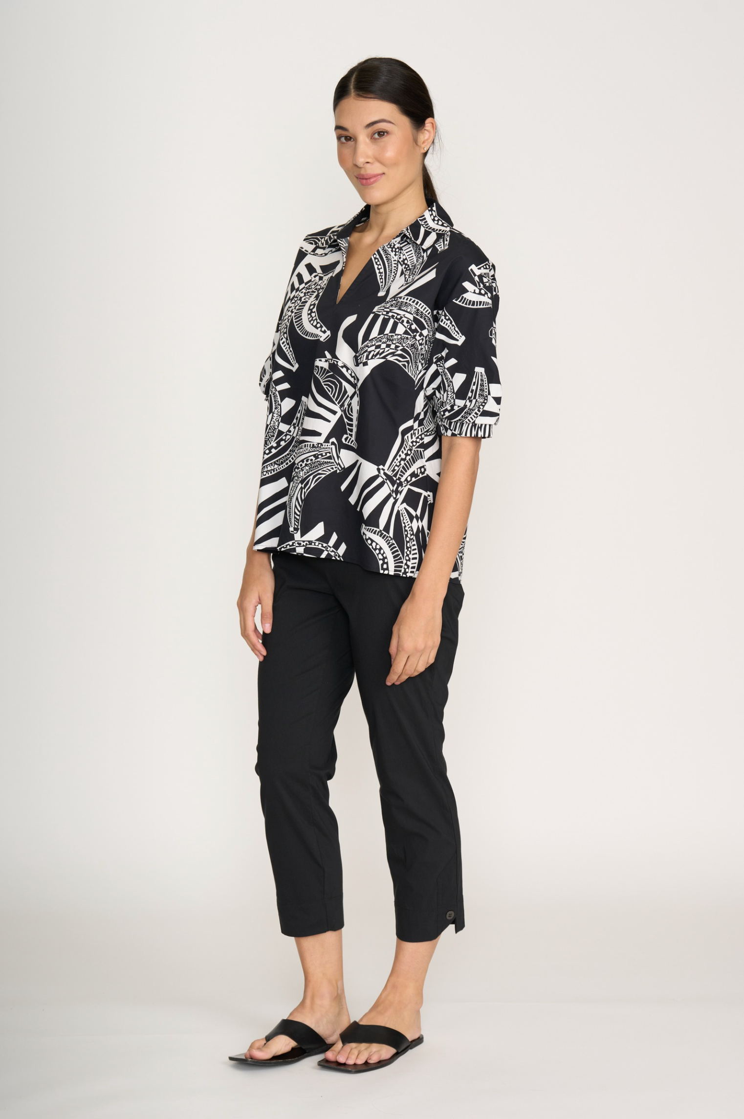 Foil Finish Line Trapeze Pant in Black