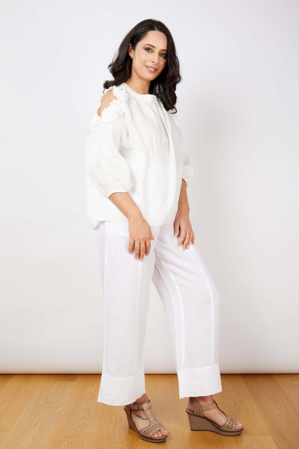JJ Sisters Fleur Cut-Out Linen Top in White