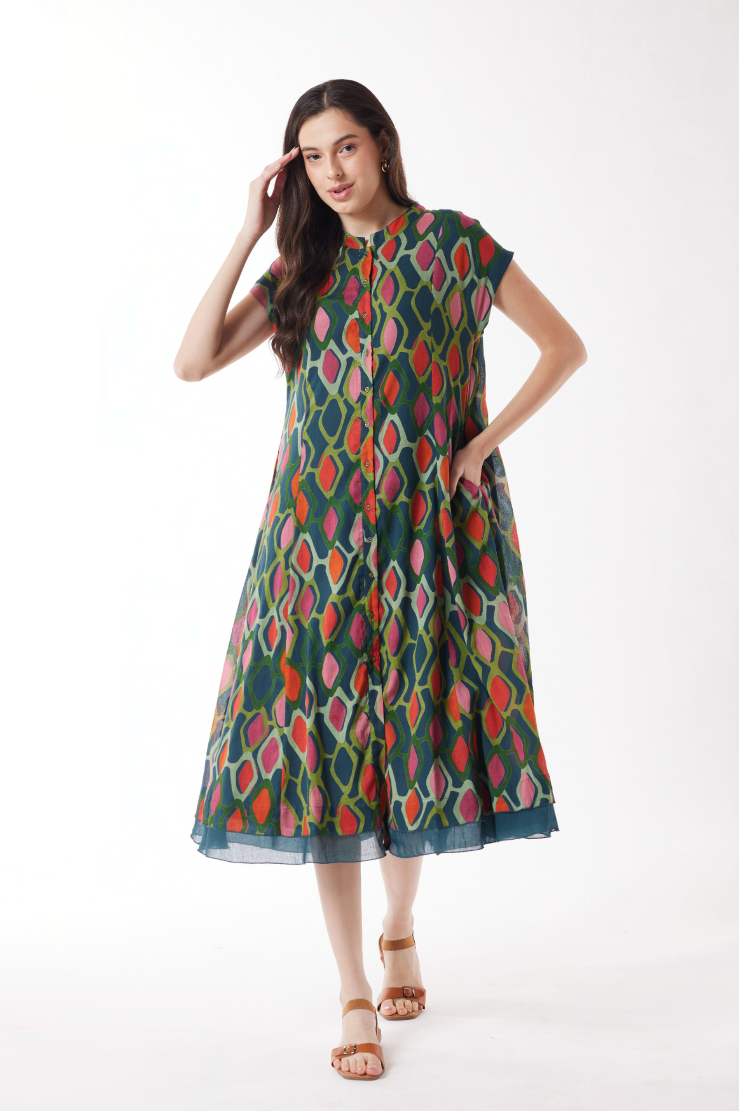 Au Hasard D'un Voyage Lantern Jewel Button Midi in Emerald Green