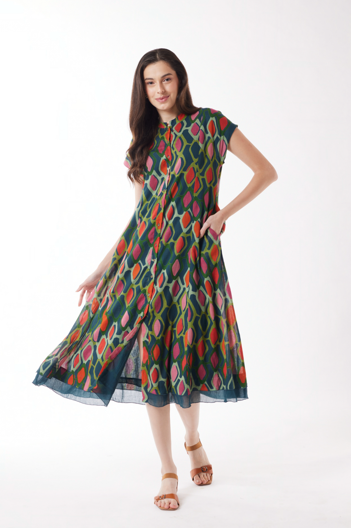 Au Hasard D'un Voyage Lantern Jewel Button Midi in Emerald Green