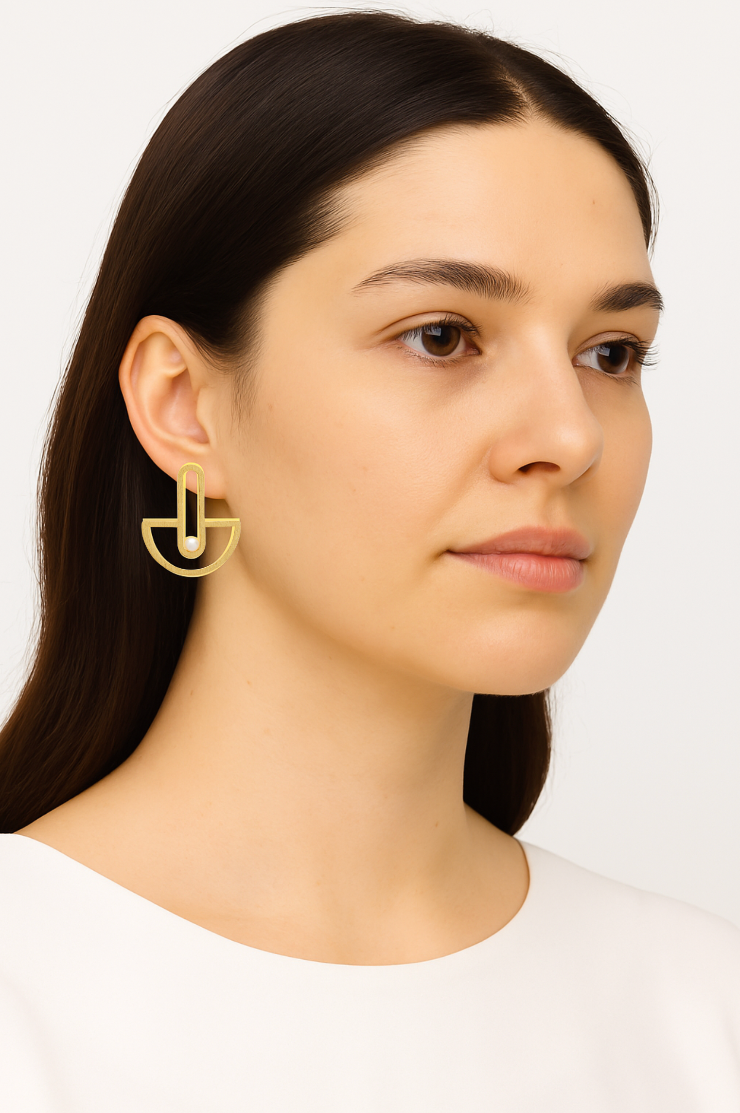 YiSu Design Interconnected Earrings in Gold