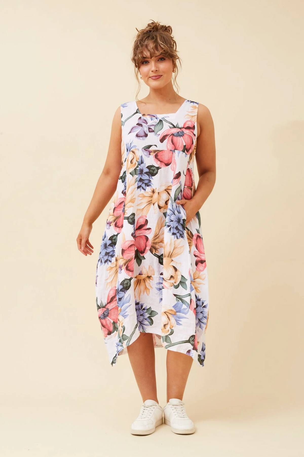 Bottega Moda Sleeveless Linen Printed Dress in Multi White