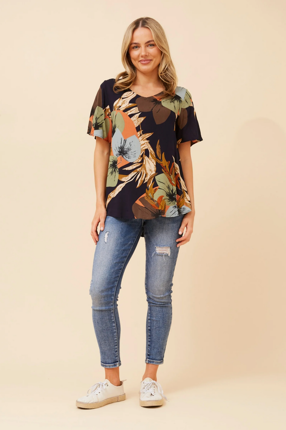 Caroline Morgan Short Sleeve Floral Print Top with Back Button Detail