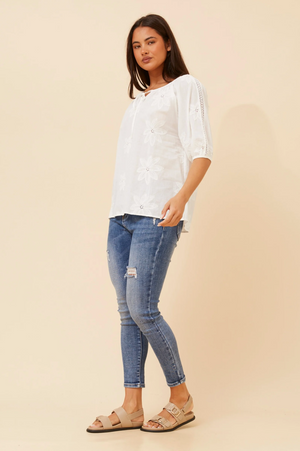 Caroline Morgan Short Sleeve Embroidered Top in White