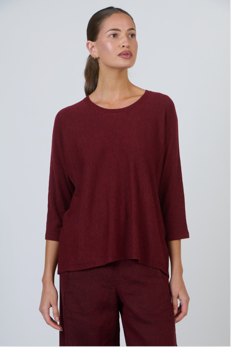 Olive et Julie Three Quarter Sleeve Round Neck Fine Knit Top in Smoulder Red