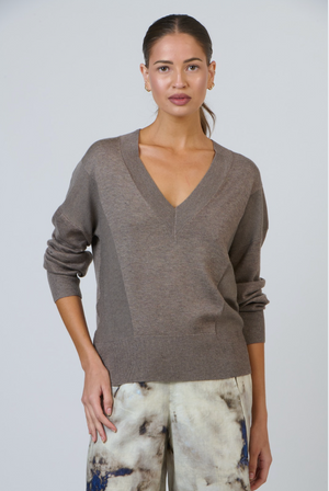 Olive et Julie Long Sleeve V Neck Fine Knit Top in Muck