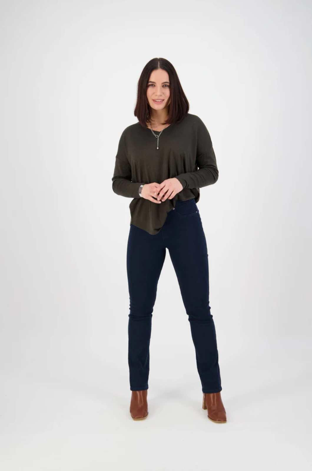 Vassalli Bay Pull on Slim Leg Full Length Denim Pant in Indigo Denim