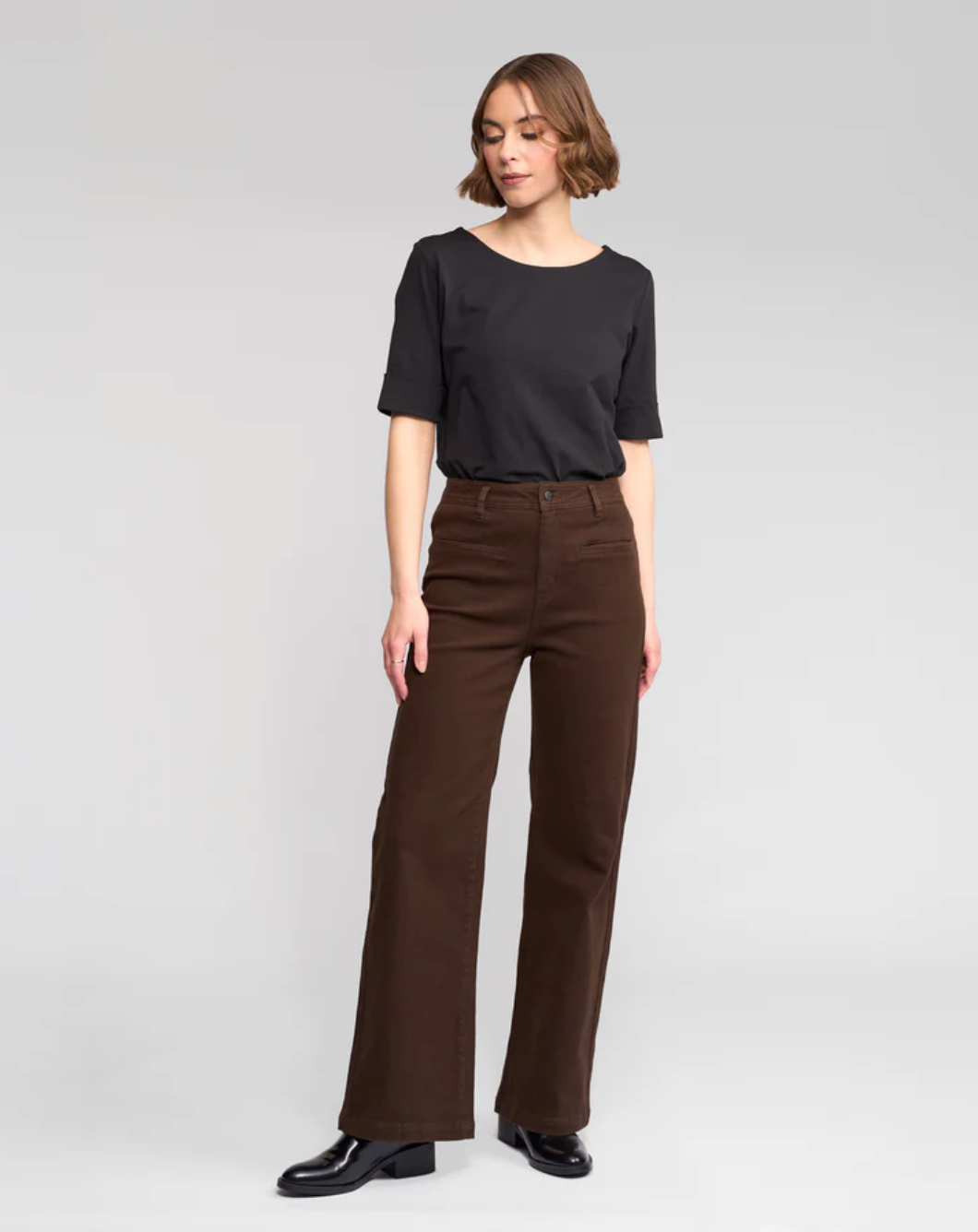 Vassalli Peace Wide Leg Full Length Jean in Chocolate