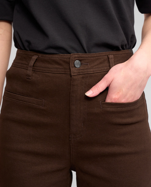 Vassalli Peace Wide Leg Full Length Jean in Chocolate