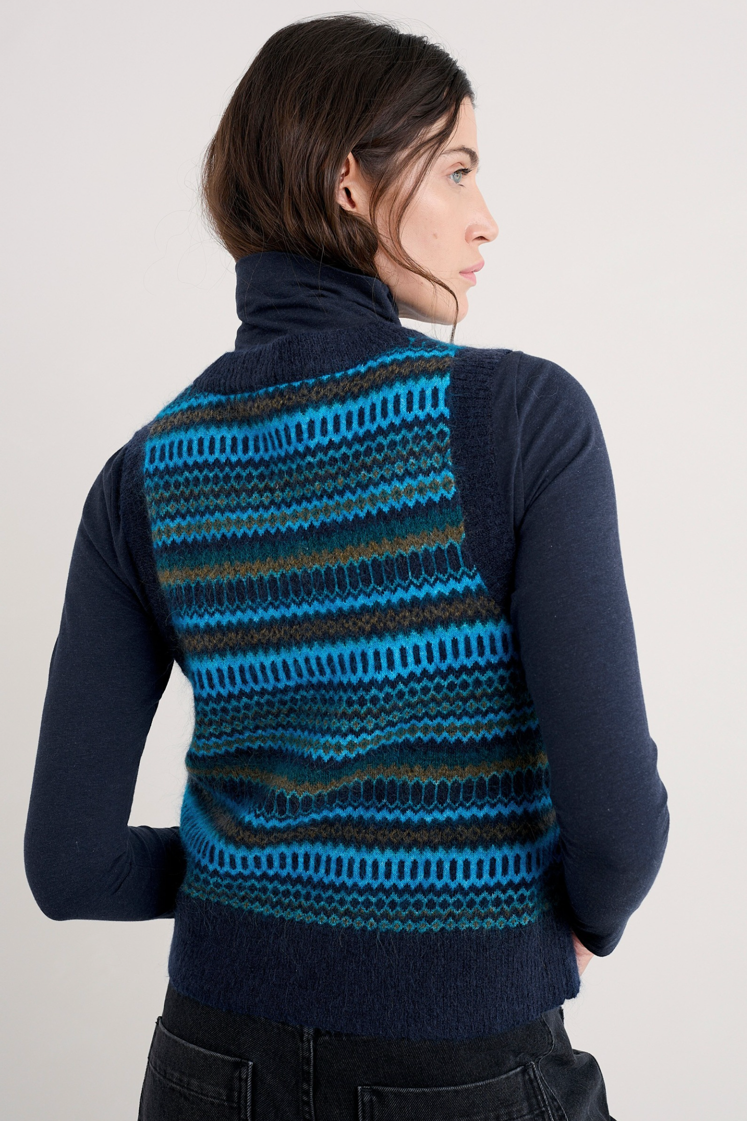 Seasalt Cornwall Annik Vest in Modernist Cyan Multi
