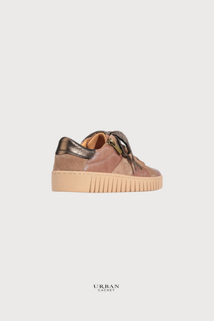 EOS Footwear Tinah Sneaker in Oak