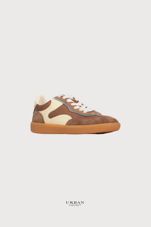 EOS Footwear Antigona Sneaker in Pecan
