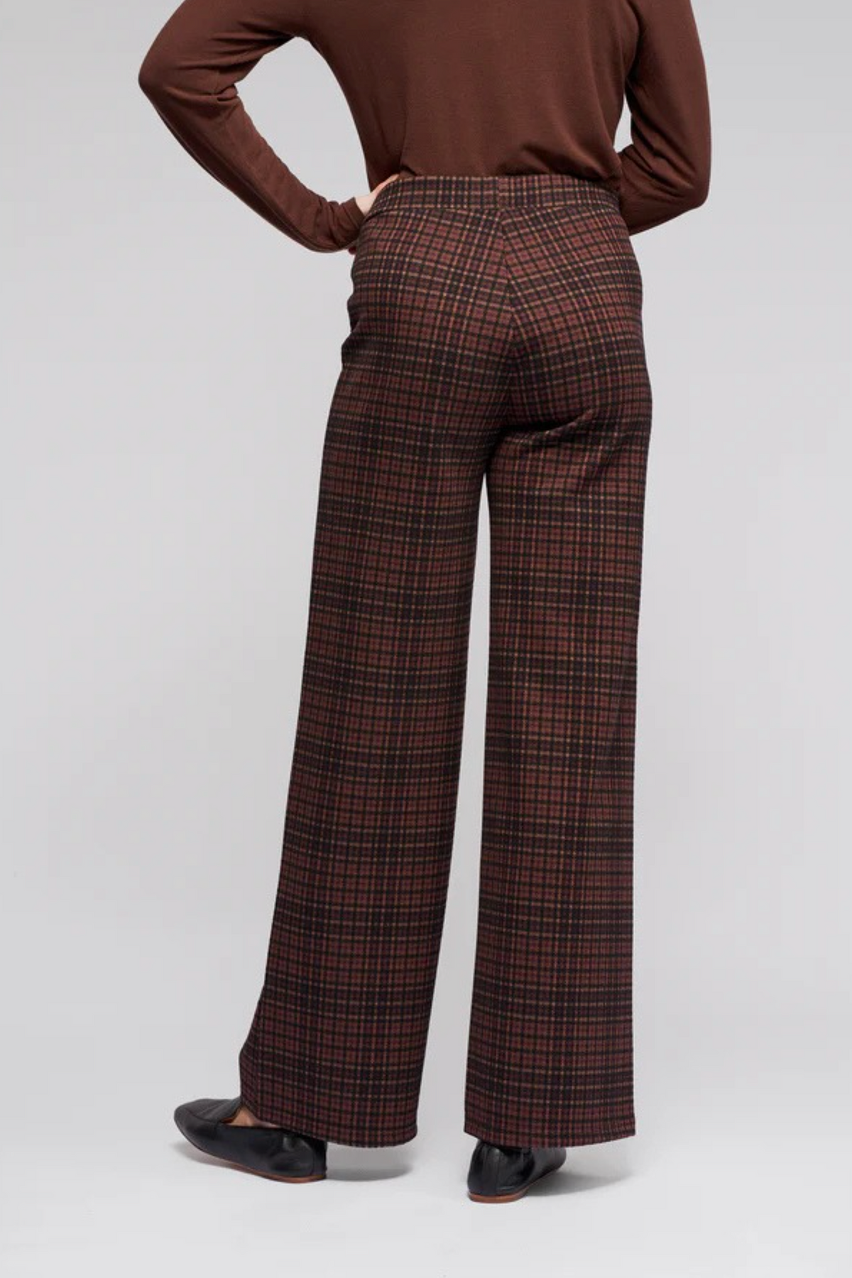 Vassalli Loft Pull On Wide Leg Full Length Ponti Pant in Cherry