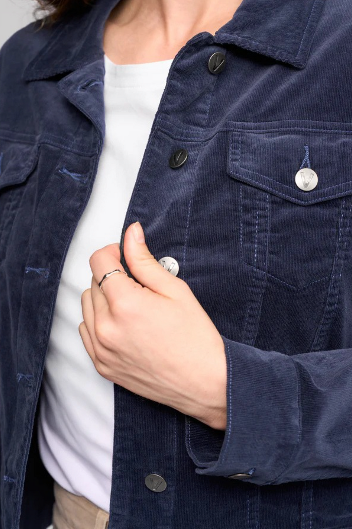 Vassalli Core Pinwale Denim Jacket in Slate