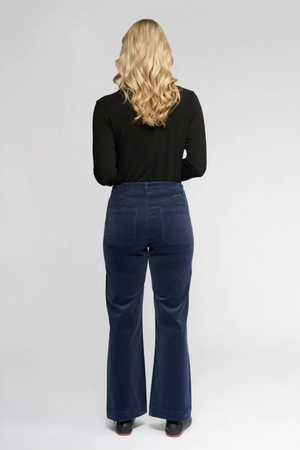 Vassalli Daily Cord Straight Leg Ankle Grazer Jean in Slate