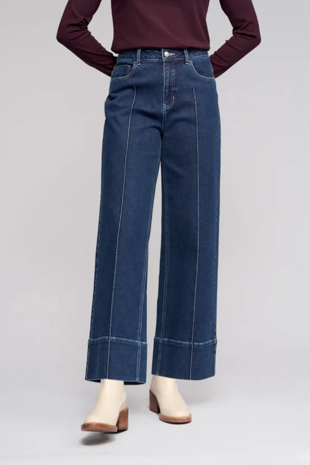 Vassalli Alley Wide Leg Ankle Grazer Jean in Dark Blue