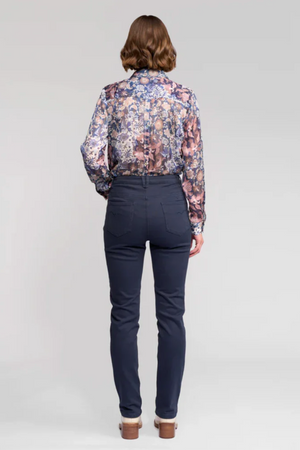 Vassalli Column Pant Slim Leg Knit Denim Jean in Carbon