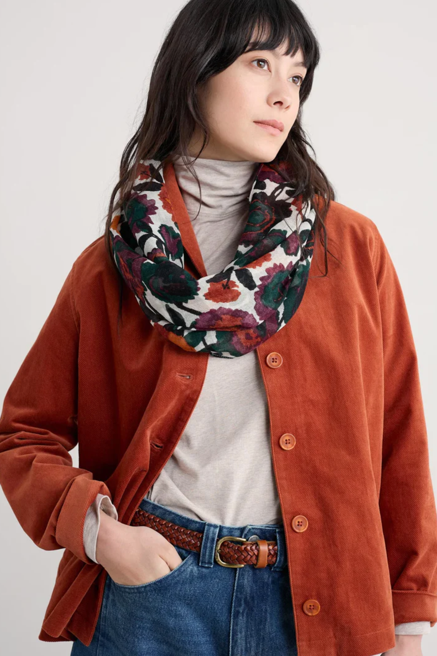 Seasalt Cornwall Pretty Circle Scarf in Figurative Floral Aran